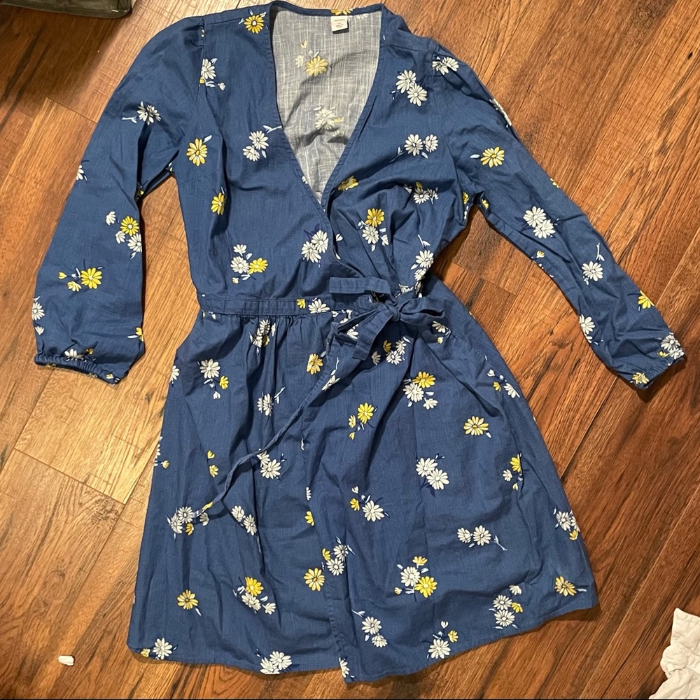 FLORAL WRAP DRESS